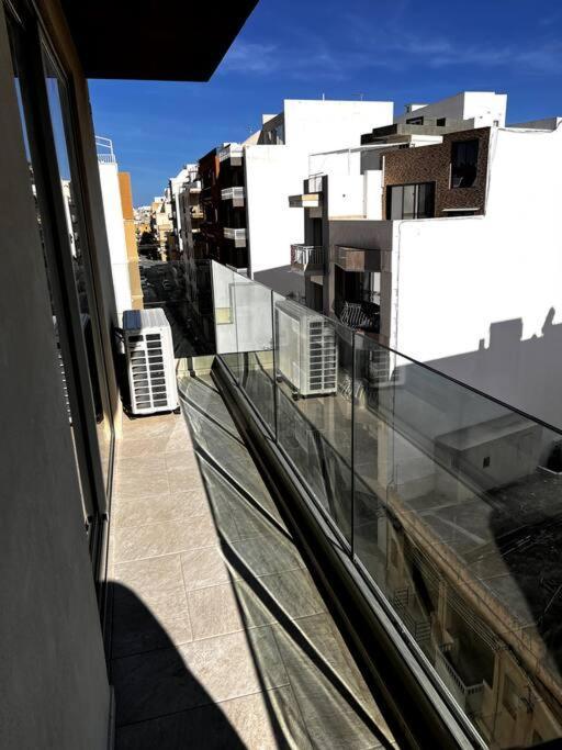 Mediterranea 2 Bedroom Smart Apartment San Pawl il-Baħar Zewnętrze zdjęcie